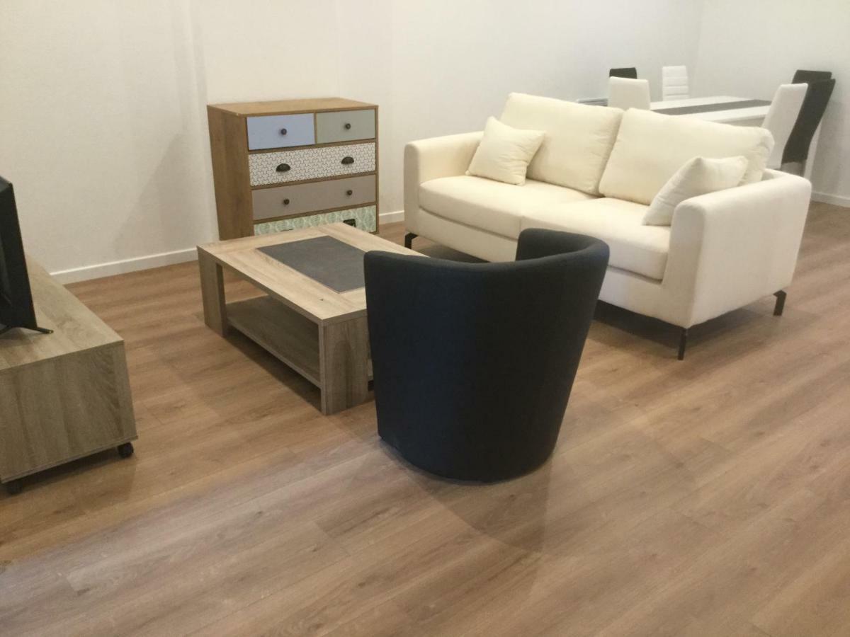 3 Chambres En Lit Double, 6 Personnes, Dans Appartement Entierement Renove, 70 M2 , Wifi,Climatisation, Tres Calme , Tout Equipe,Lit Bebe 克莱蒙费朗 外观 照片